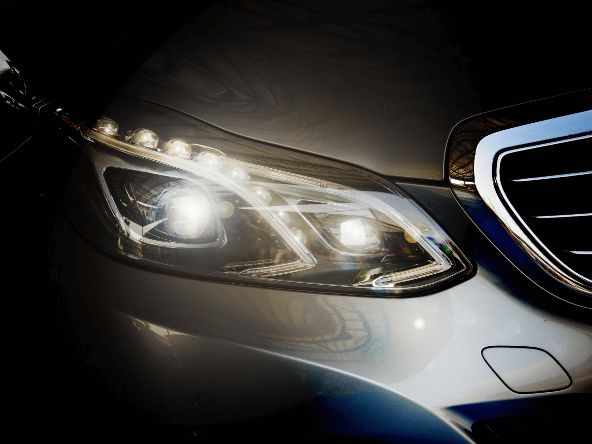 Światła mijania – jakie mamy do wyboru?